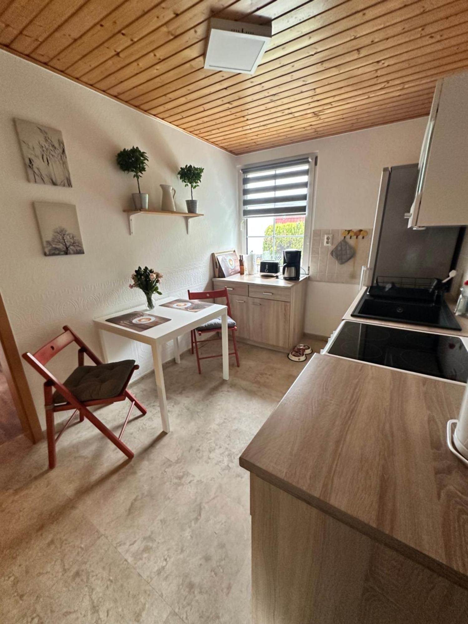 Bungalow Am Dobbertiner See Екстер'єр фото